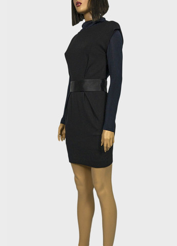 Черное кэжуал трикотажное черное платье мини без рукавов lw-119532 черный Lowett однотонное