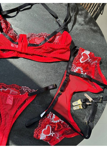 Червоний балконет комплект жіночої білизни | яскрава спокуса, мереживний червоний Vital-Textile з кісточками поліестер, еластан