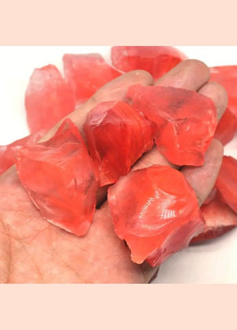 Штучний необроблений Червоний кварц 1 шт, розмір каменя 40 мм No Brand (308994193)