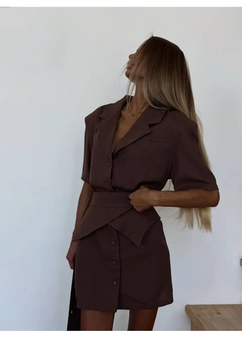 Коричневое женское платье с баской лён с баской No Brand