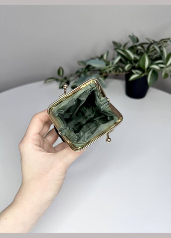 Жіночий маленький гаманець монетниця на застібці поцілунок Classic (315623015)