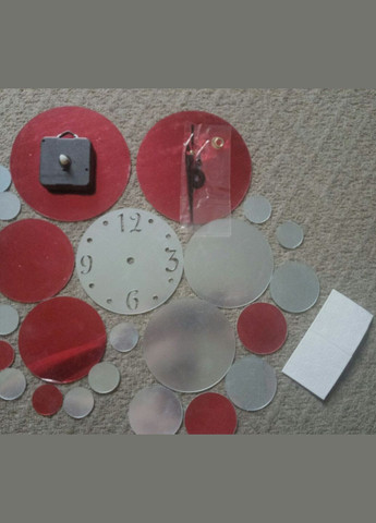 Часы настенные зеркальные Круги красно-серебристые No Brand (302242334)