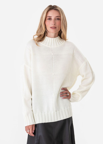 Молочний жіночий светр з геометричним малюнком. SVTR