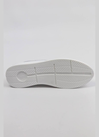 Белые кеды Benito