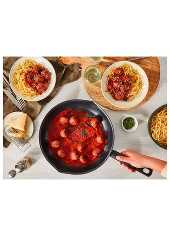 Сковорода Day by Day 28 см, з кришкою, алюміній, бакеліт, скло, чорний (B5580623UA) Tefal Day by Day 28 см, з кришкою, алюміній, бакеліт, ск (372916955)