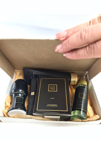 Подарочный набор в коробке Little Black Dress из 5и единиц - Эйвон Чёрное платье Avon (316450669)