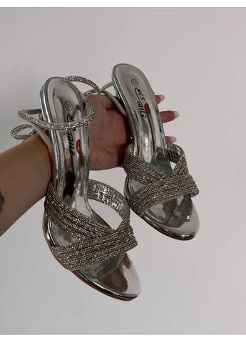 Серебристые серебристые босоножки Helen