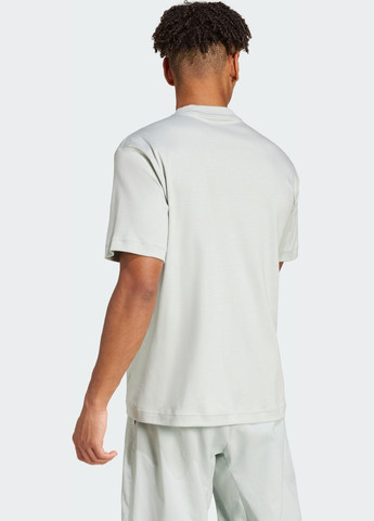 Серая футболка city escape adidas