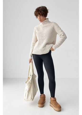 Бежевий зимовий в'язаний жіночий светр з кісками - рожевий колір Lurex