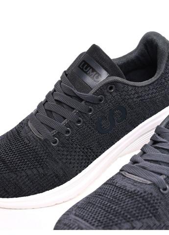 Темно-сірі кросівки чоловічі Lumo