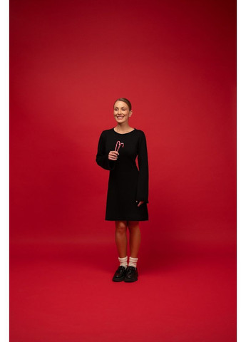 Чорна сукня "міні-кльош" Merge