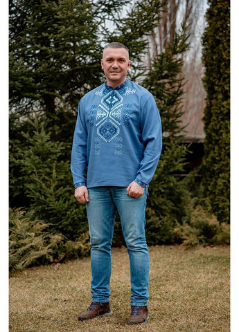 Блакитна синя чоловіча вишиванка з біло-блакитною геометрією та ґудзиками на планці розміри s–5xl, m льон (301034560)