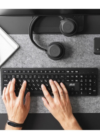 Беспроводная клавиатура для компьютера (ПК) и ноутбука, черная, мембранная, с USB-адаптером (радио 2.4G) 2E Wireless Keyboard (363330461)