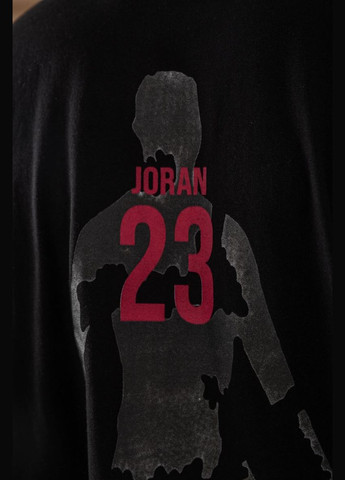 Чорна футболка чоловіча з принтом чорна розмір l (sku_244r7024) з коротким рукавом No Brand