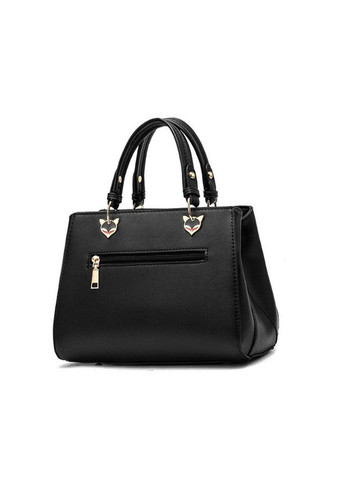 Жіноча сумка на плече чорно-біла комбінована жіноча сумочка екошкіра біла чорна з хутряним брелоком No Brand (334730576)