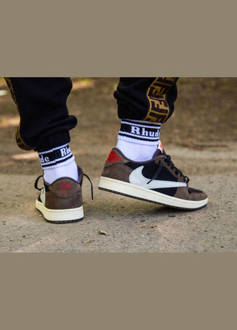 Сірі всесезонні кроссовки air jordan 1 retro low og sp travis scott - cq4277-001 Nike