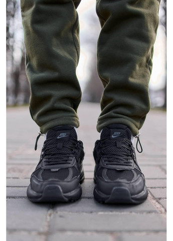 Черные демисезонные кроссовки мужские nike runtekk full black найк в2к рантекк No Brand