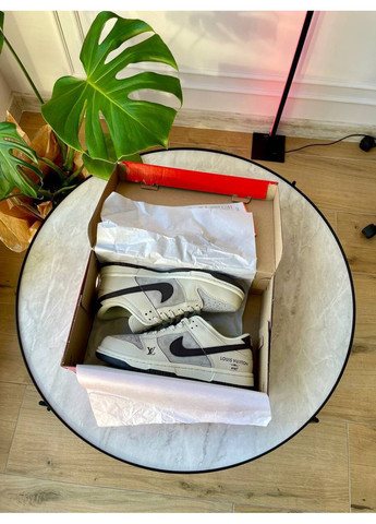 Кроссовки женские и мужские Nike SB Dunk Low x Louis Vuitton grey | Найк сб Данк низкие серые No Brand серые демисезоны (355888606)