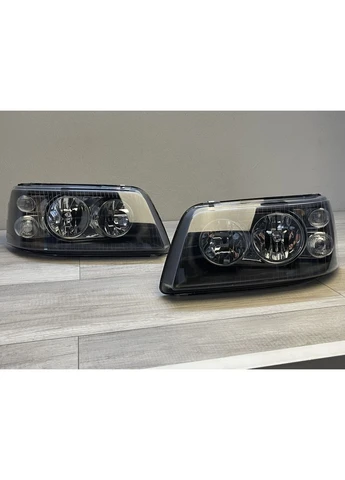 Передние фары Volkswagen T5 (2003-2009) с черным корпусом (ЦЕНА ЗА ПАРУ) Tuning-Tec Transporter (398186294)