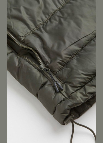 Зеленая демисезонная куртка H&M