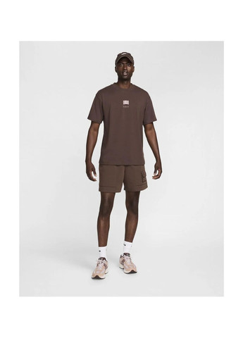 Коричнева футболка чоловіча t-shirt max90 sportswear brown Nike