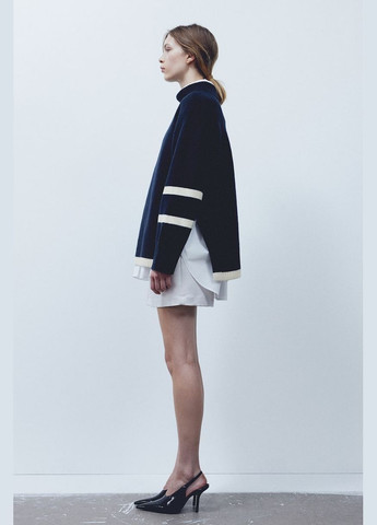 Черно-белый зимний свитер-водолазка большого размера H&M