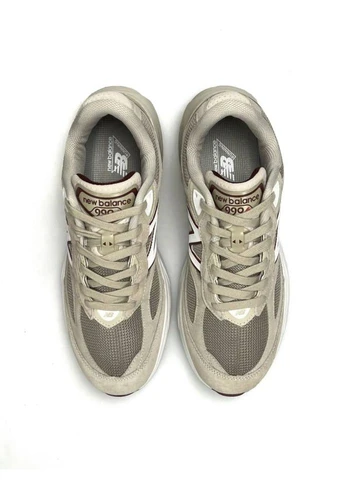 Світло-бежеві кросівки beige white No Brand 990V6