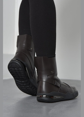 Зимние ботинки женские коричневые однотонные челси Let's Shop с молнией из искусственной кожи