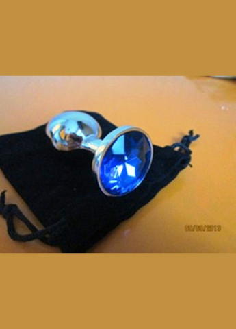 Средняя анальная пробка с малиновым кристаллом в чехле 8*3.4 см Металлическая No Brand (340914498)