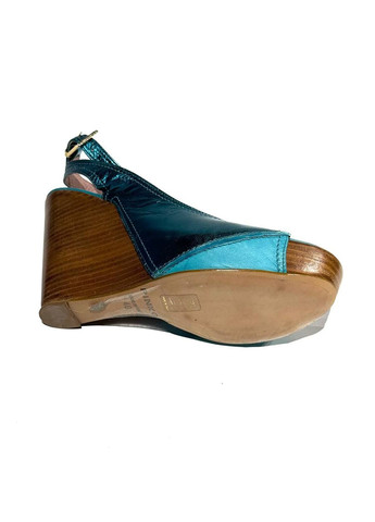 Бирюзовые босоножки Pinko