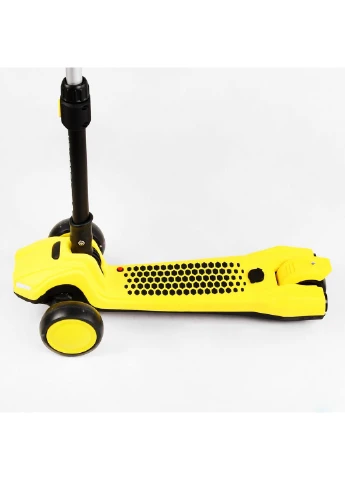 Самокат триколісний MAXI, складане кермо, світло, звук, дим 60х16х67-79 см Best Scooter (289462123)