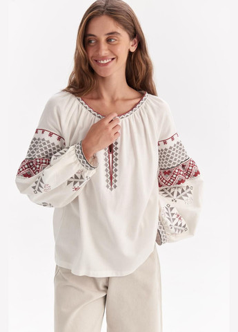 Молочная женская вышиванка "одесщина" MEREZHKA узор орнамент крапива (302494681)