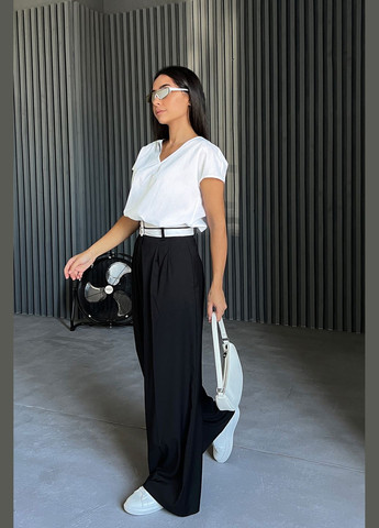 Белая нежная и стильная белая блуза из жатки на все случаи жизни INNOE Блуза