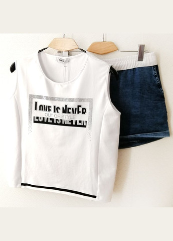 Летний женский костюм белая футболка с шортами. Fashion (336517733)