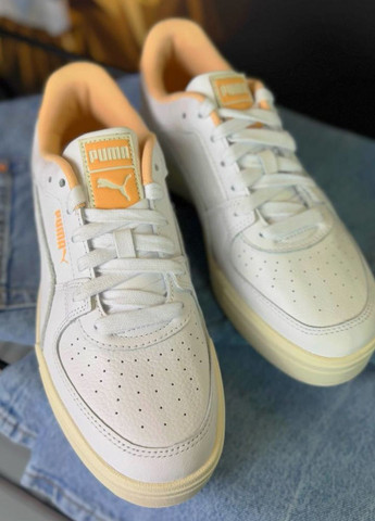 Білі всесезонні кросівки Puma CA PRO CLASSIC