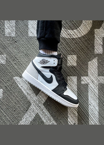 Черно-белые всесезонные кроссовки мужские nike air jordan 1 retro high bleached black white | найк аир джордан 1 ретро высокие черно-белые No Brand