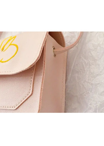 Дитяча сумочка з клапаном на магніті через плече штучна шкіра з малюнком кролика 13х14х5 см (479625-Prob) Бежева Unbranded (322547985)