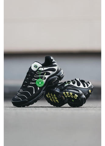 Серые демисезонные кроссовки мужские nike air max tn plus black green найк аир макс тн плюс No Brand