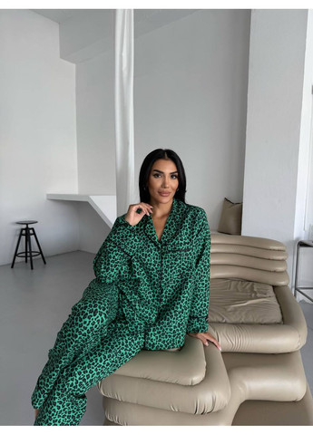 Зеленая всесезон женская пижама зелёная с леопардовым принтом рубашка + брюки Vital-Textile 1289