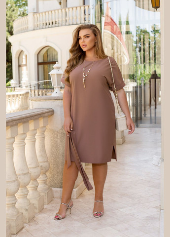 Бежевое деловое платье миди с поясом колокол No Brand однотонное
