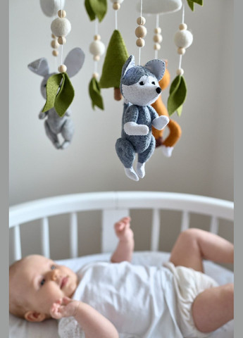 Дитячий мобіль на ліжечко для немовлят WooolyWool «Лісові звірятка» No Brand (342757949)