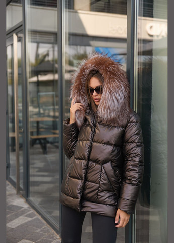 Темно-коричневая зимняя куртка MN