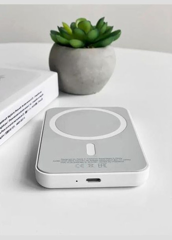Внешний аккумулятор Magsafe Battery Pack 5000 mAh Wireless Portable Charger для iPhone Foxconn (300624730)