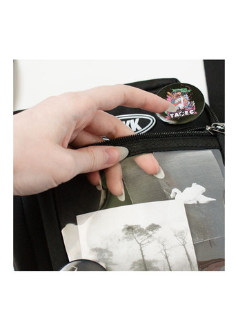 Чорна стильна сумка через плече унісекс крос-боді 4 значки месенджер з прозорою кишенею містка базова y2k ретро багато відділень No Brand (334003597)