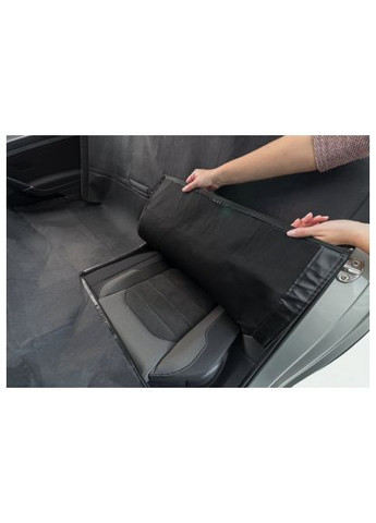 Килимок для тварин (4011905013244) Trixie захисний в авто 1.45х1.6 м Чорний (366691792)