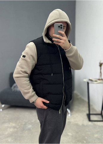 Бежева демісезонна куртка з трикотажними рукавами та капюшоном Україна