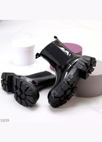 Черные демисезонная кожаные женские лаковые черные ботинки челси демисезонные. стильные натуральные No Brand