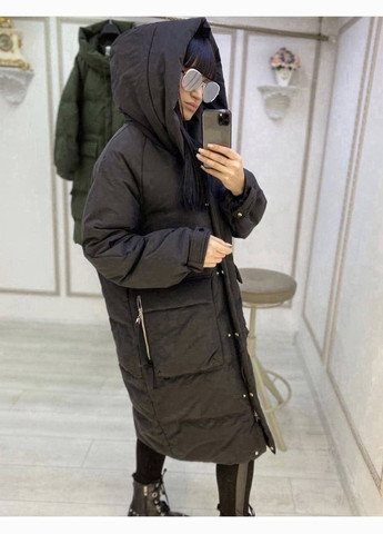 Черная женское зимнее пальто Milani