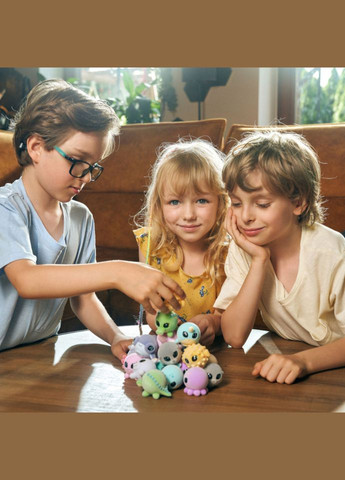 Колекційна іграшка-фігурка Бігемотиця Ганна S2 FLO0412 Flockies (342330348)