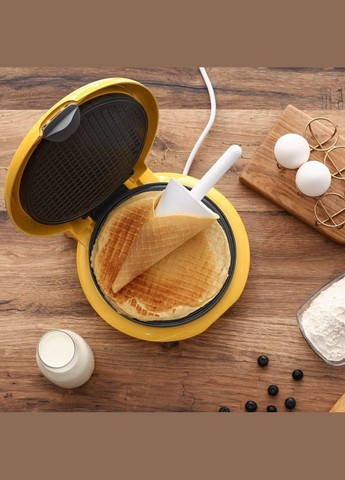 Електрична вафельниця MG-397 770 Вт для ріжків тонких вафель жовта Magio (297332158)